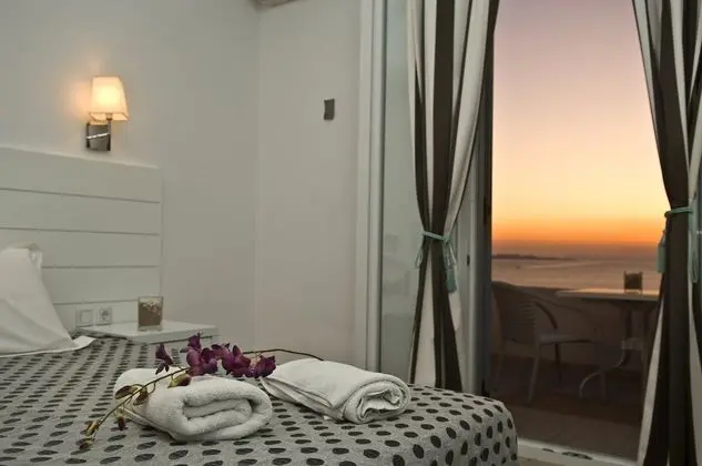 Standard Oda (with extra bed)