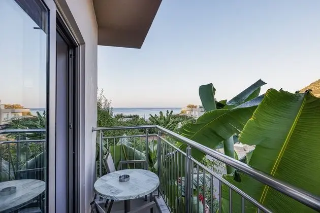 Triple Room with Side Sea View