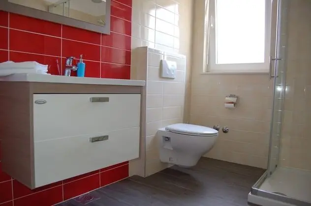 Gorgonia Suite 5