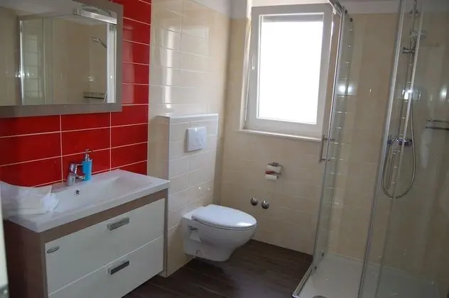 Gorgonia Suite 5