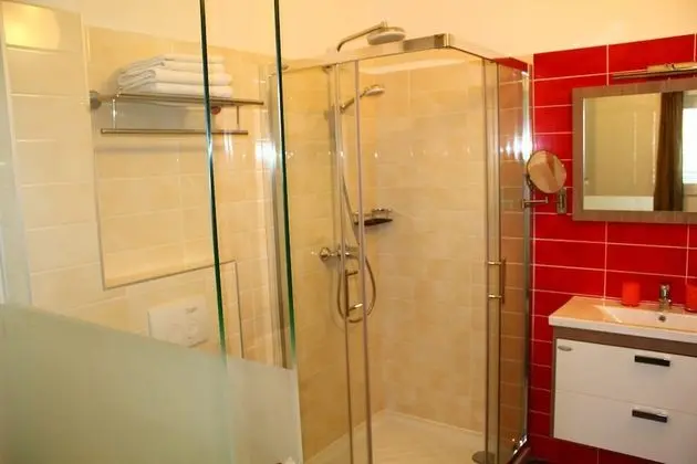 Gorgonia Suite 5