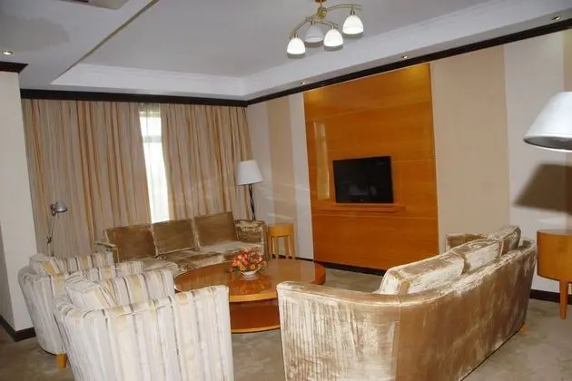 İki Ayrı Yataklı Oda, Şehir Manzaralı