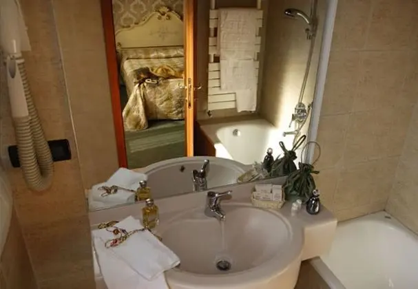 Tek Büyük Yataklı Oda, 1 Çift Kişilik Yatak, Şehir Manzaralı