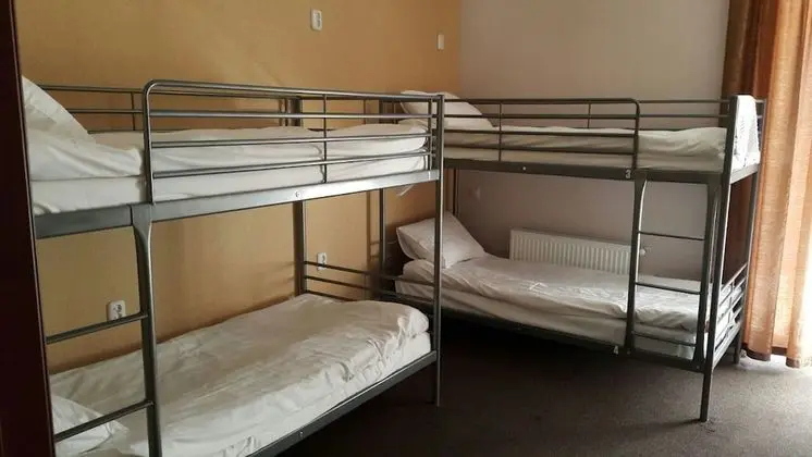 Ortak Ranzalı Oda, Sadece erkekler için (6 beds)