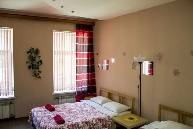 Economy Üç Kişilik Oda, Ortak Banyo