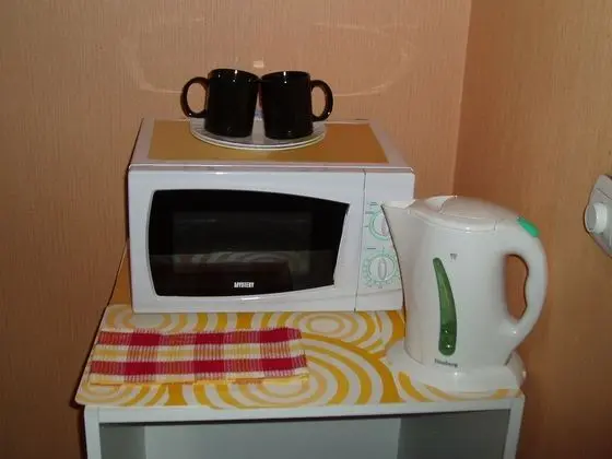 İki Ayrı Yataklı Oda, Ortak Banyo