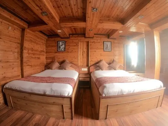 Deluxe Dört Kişilik Oda
