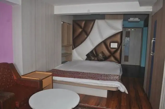 Deluxe Tek Büyük Yataklı Oda, Birden Çok Yatak