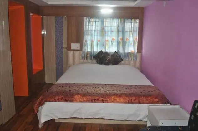 Deluxe Tek Büyük Yataklı Oda, Birden Çok Yatak