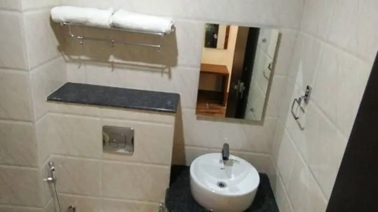 Deluxe Tek Büyük Yataklı Oda, Birden Çok Yatak, Şehir Manzaralı