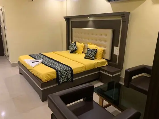 Deluxe Tek Büyük Yataklı Oda, Küvet, Deniz Manzaralı