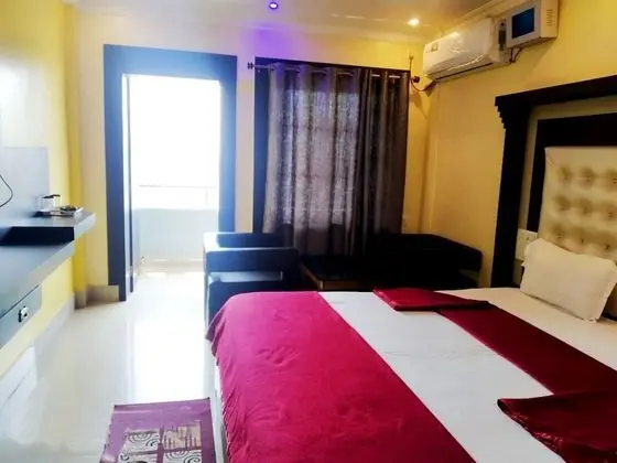 Superior Tek Büyük Yataklı Oda, Birden Çok Yatak, Balkon, Deniz Manzaralı