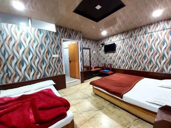 Deluxe Dört Kişilik Oda