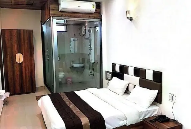 Superior Tek Büyük Yataklı Oda, Şehir Manzaralı