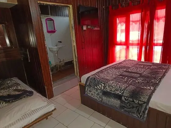 Deluxe Dört Kişilik Oda