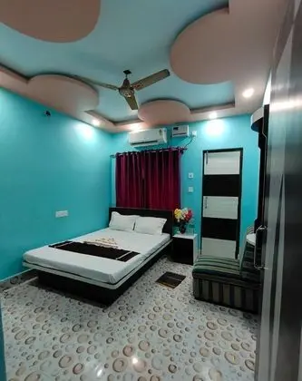 Deluxe Tek Büyük Yataklı Oda, Balkon (AC)