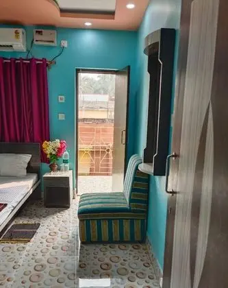Deluxe Tek Büyük Yataklı Oda, Balkon (AC)