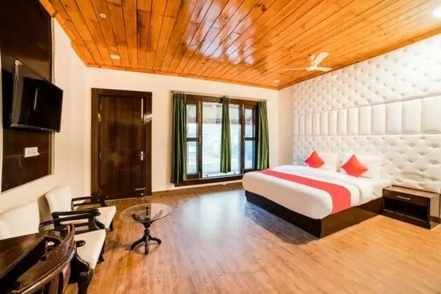 Deluxe Tek Büyük Yataklı Oda, Birden Çok Yatak