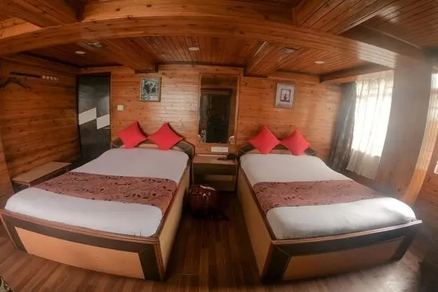 Deluxe Dört Kişilik Oda