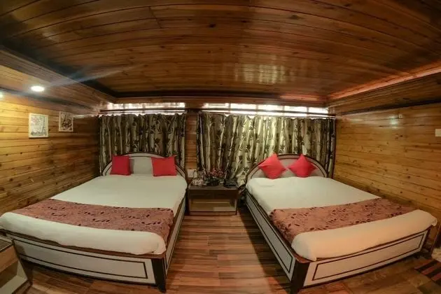 Deluxe Dört Kişilik Oda