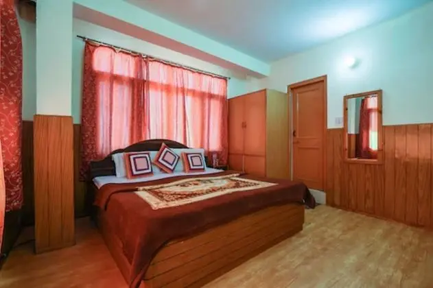 Deluxe Tek Büyük Yataklı Oda, Dağ Manzaralı