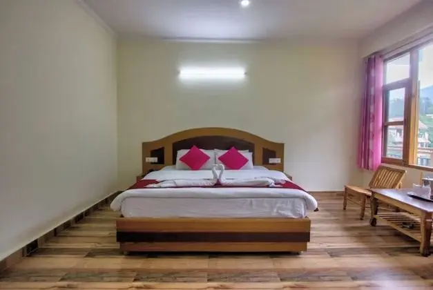Deluxe Tek Büyük Yataklı Oda, Dağ Manzaralı