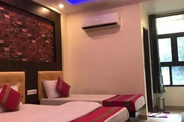 Deluxe Üç Kişilik Oda, Şehir Manzaralı