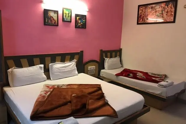 Deluxe Üç Kişilik Oda, Şehir Manzaralı