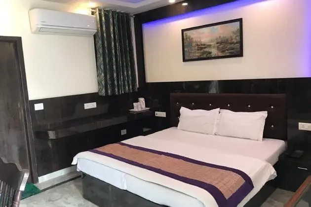 Deluxe Üç Kişilik Oda, Şehir Manzaralı