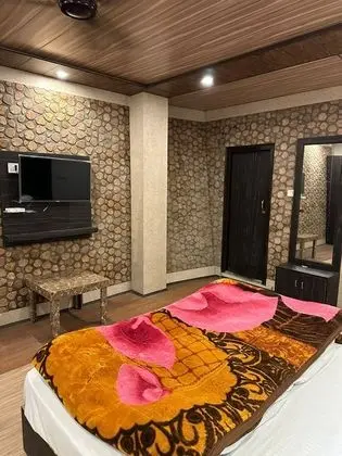 Deluxe Üç Kişilik Oda
