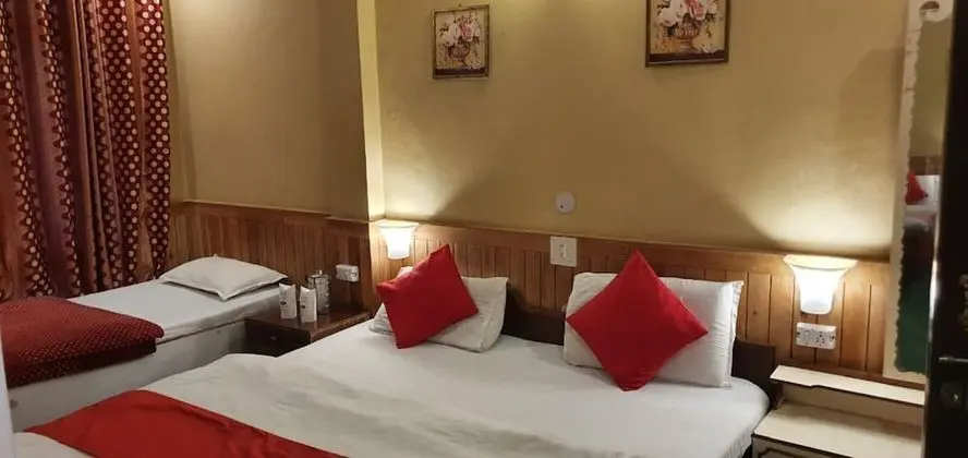 Deluxe Dört Kişilik Oda