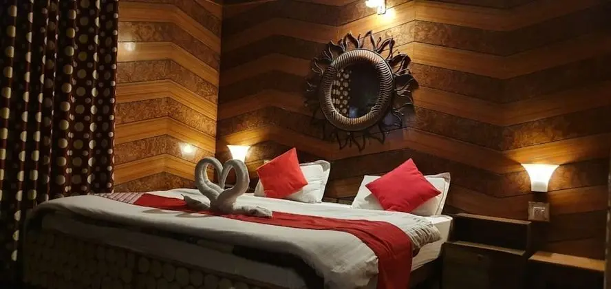 Superior Tek Büyük Yataklı Oda
