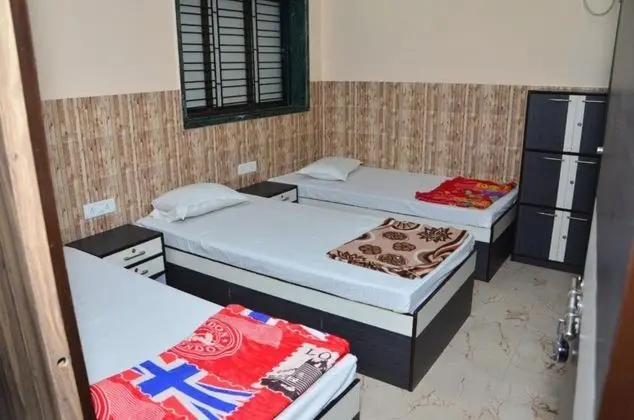 Deluxe Ortak Ranzalı Oda