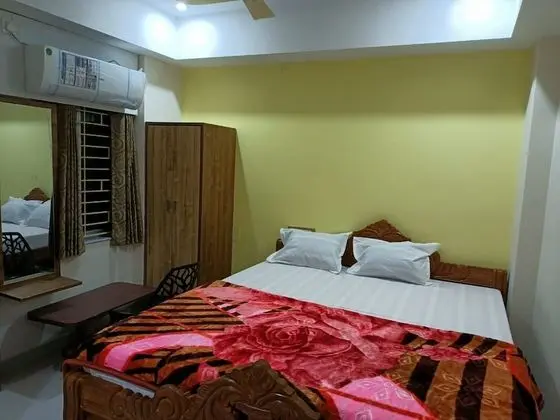 Deluxe Tek Büyük Yataklı Oda, Balkon, Şehir Manzaralı