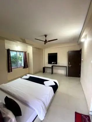 Deluxe Dört Kişilik Oda, Balkon, Şehir Manzaralı