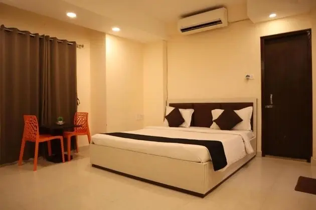 Deluxe Tek Büyük Yataklı Oda, Balkon, Şehir Manzaralı