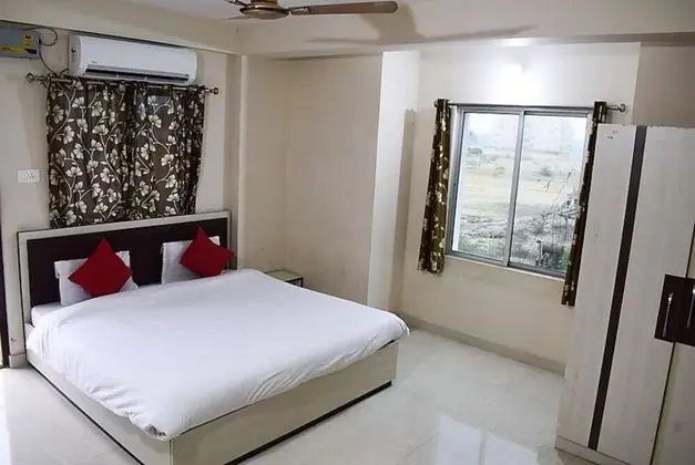 Deluxe Tek Büyük Yataklı Oda, Balkon, Şehir Manzaralı
