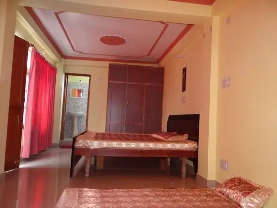 Family Oda, Dağ Manzaralı