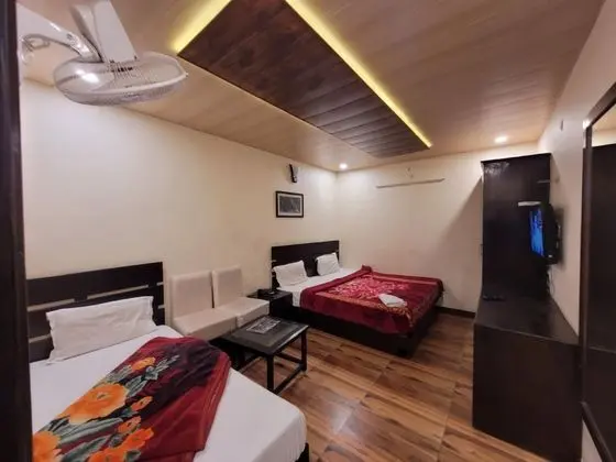 Deluxe Dört Kişilik Oda