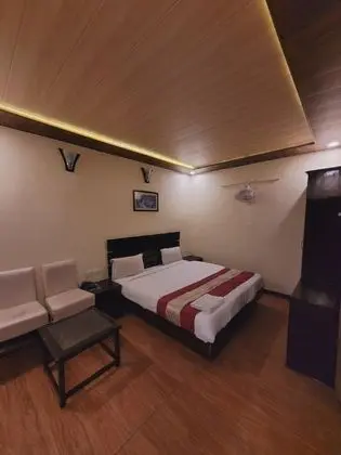 Deluxe Üç Kişilik Oda