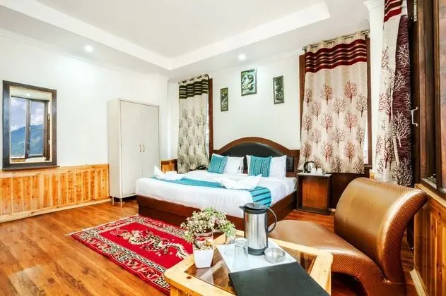 Deluxe Tek Büyük Yataklı Oda