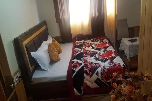Deluxe Tek Büyük Yataklı Oda, Dağ Manzaralı