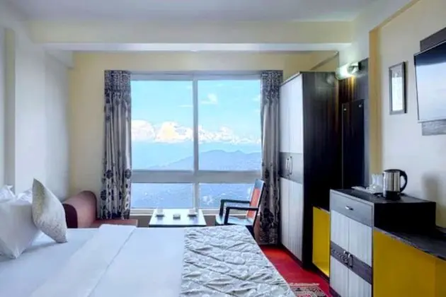 Deluxe Tek Büyük Yataklı Oda