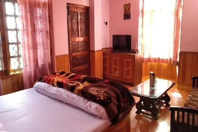 Deluxe Tek Büyük Yataklı Oda, Birden Çok Yatak
