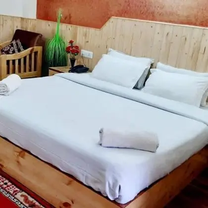 Deluxe Tek Büyük Yataklı Oda, Dağ Manzaralı