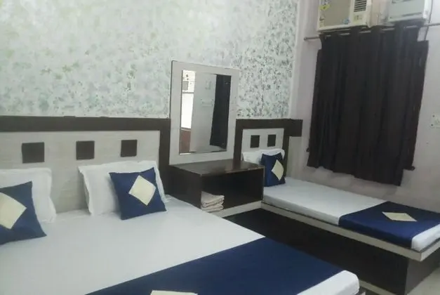 Deluxe Üç Kişilik Oda, Şehir Manzaralı