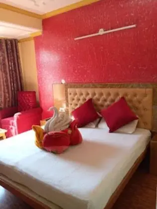 Deluxe Tek Büyük Yataklı Oda, Dağ Manzaralı