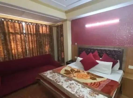 Superior Tek Büyük Yataklı Oda