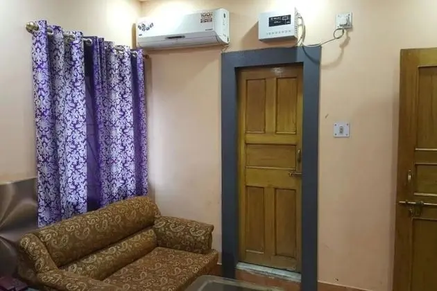 Deluxe Double Bed Room Non AC