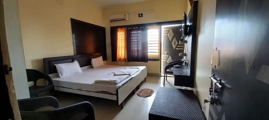Deluxe Tek Büyük Yataklı Oda, Birden Çok Yatak, Balkon, Şehir Manzaralı